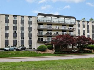 740 Zorn Ave APT 2E, Louisville, KY 40206