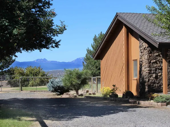 64960 Glacier View Dr, Bend, OR 97703