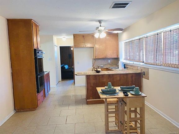 4th image of 184 Millers Creek Dr