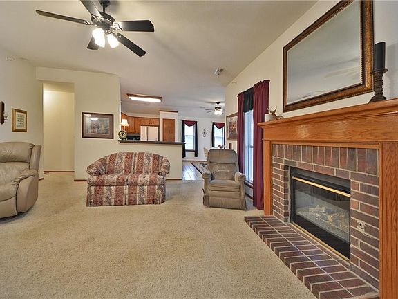 3rd image of 12121 S Land Ave