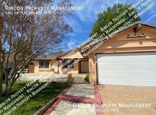 19 N Kanan Rd, Oak Park, CA 91377