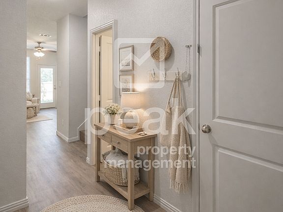 4th image of 1612 Ash Crescent St