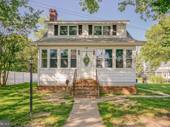 18 Spring St, Carneys Pt, NJ 08069