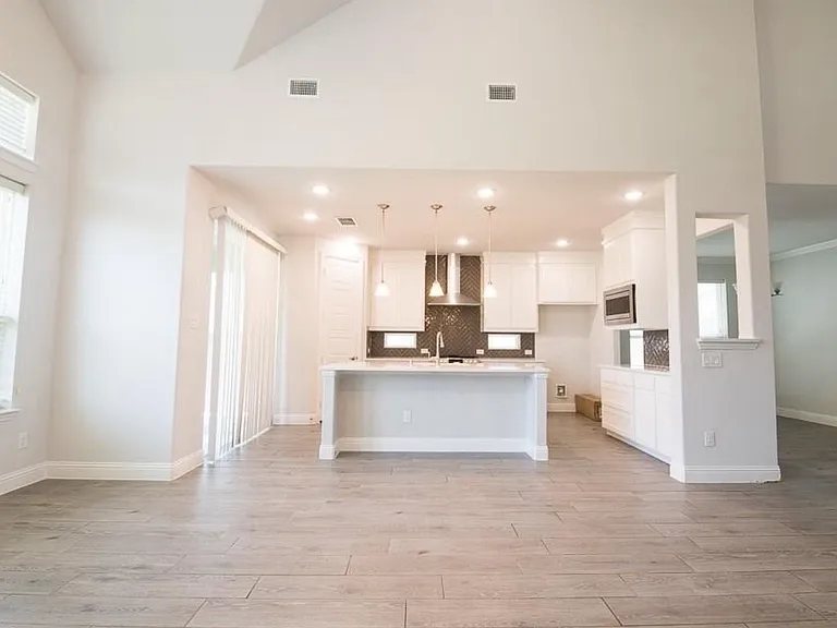 1412 Anna Marie Ln — Photo 5