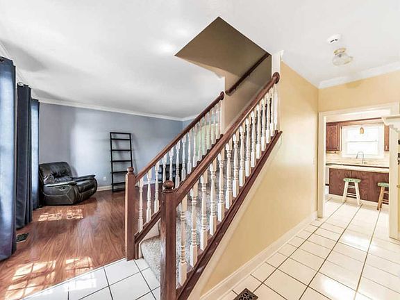 5th image of 249 Ashford Dr