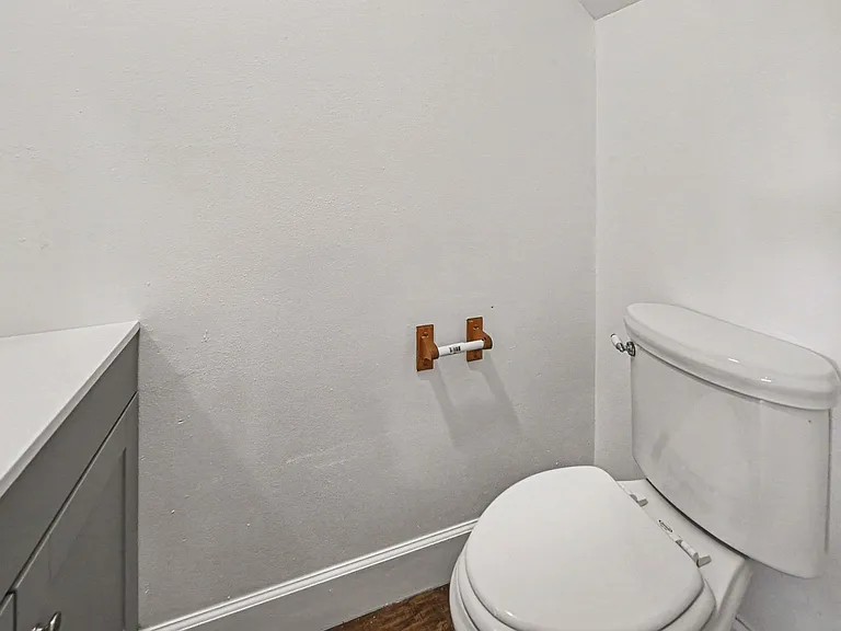 2173 Stewart Rd — Photo 20