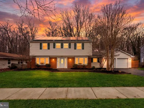 13113 Madonna Ln, Fairfax, VA 22033