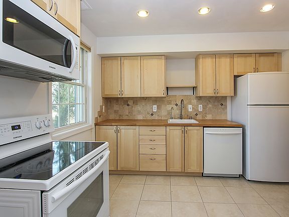 4th image of 1009 Nelson St #1009