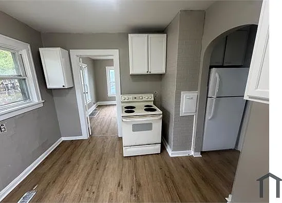 930 W 18th St — Photo 10