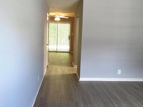 5th image of 7700 Gleason Dr #32