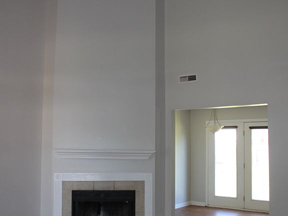 4th image of 524 Southpoint Dr