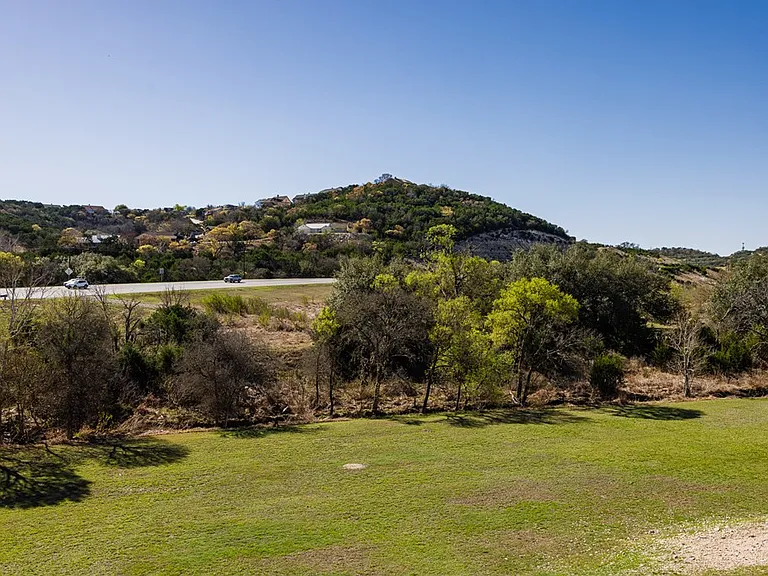 805 Loop 534 — Photo 29