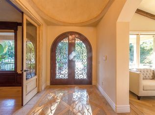 881 Parma Way, Los Altos, CA 94024