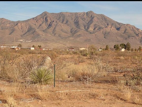 2nd image of 5047 Balsam Rd