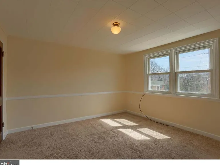 205 Sycamore Rd — Photo 19