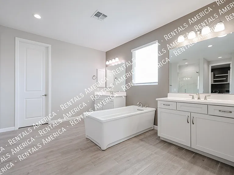 1829 E Saguaro Park Ln — Photo 74