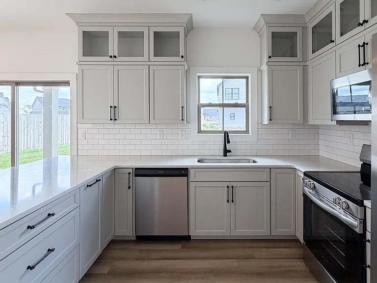 219 Krauss Dr — Photo 5