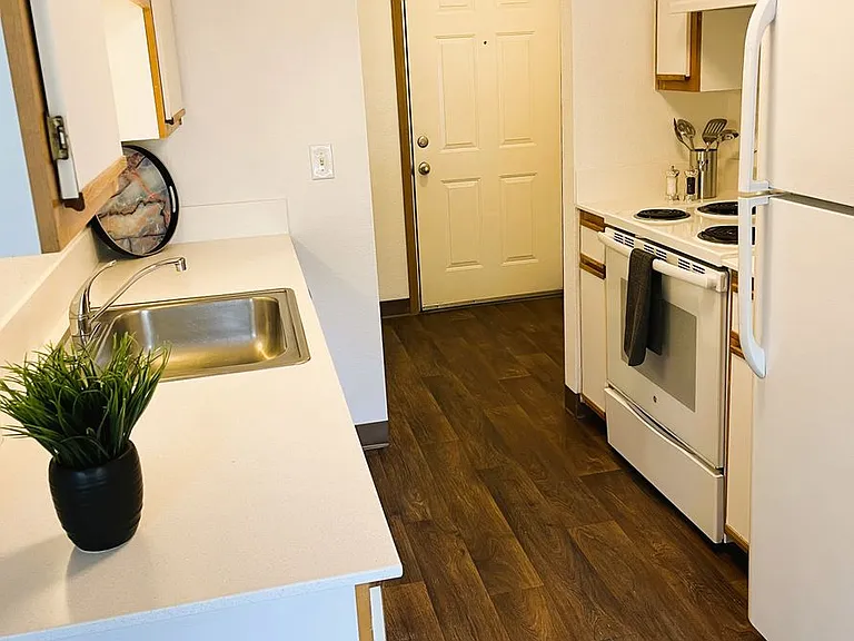 Kruse Villa Apartments — Photo 4