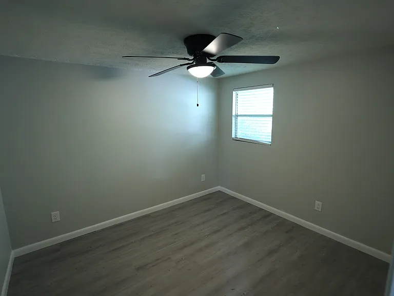 617 Crill Ave — Photo 7