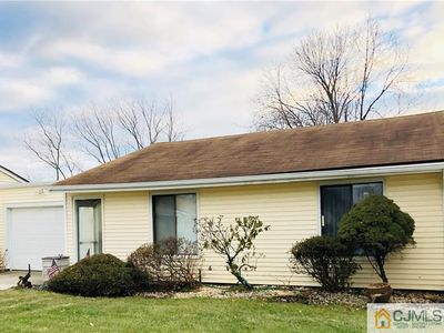 60B Essex Rd #60B, Monroe Township, NJ, 08831