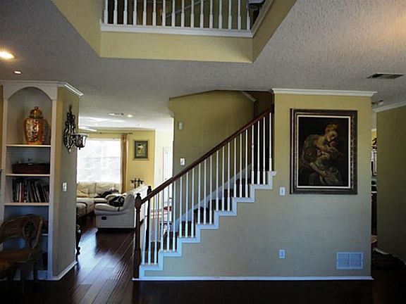 5th image of 4032 Breanna Way
