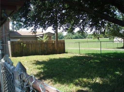 2nd image of 113 River Point Dr