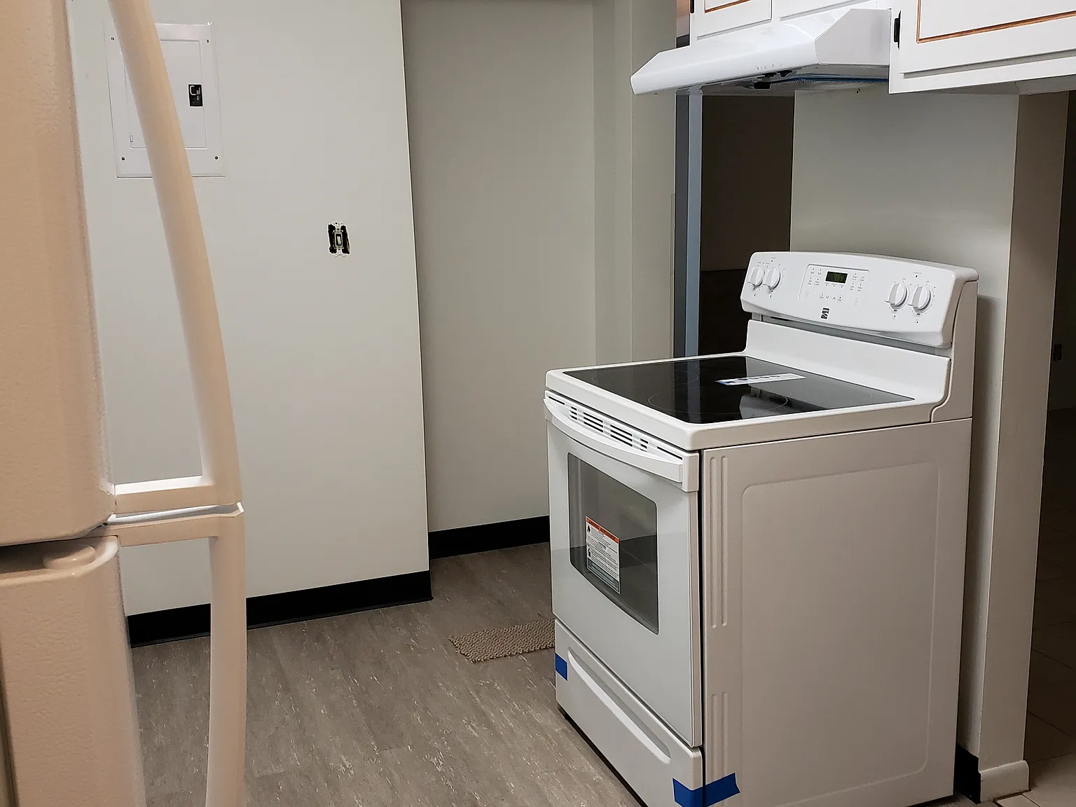 2 bed, 850 sqft, $825 — Photo 1