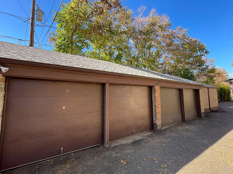1365 Ivy St — Photo 15