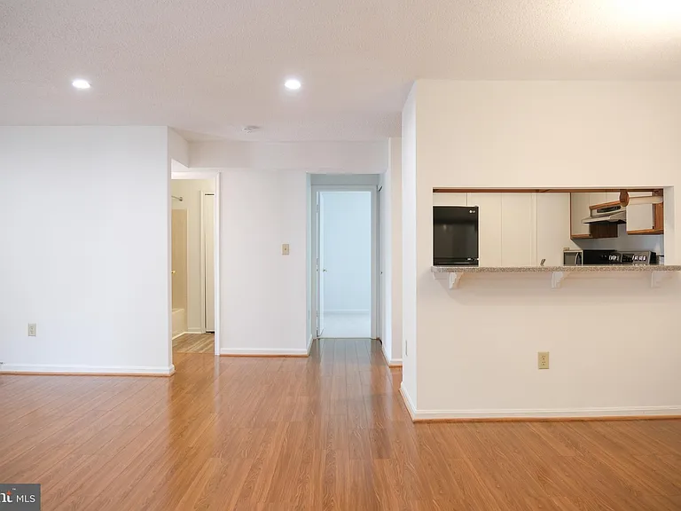 6941 Mary Caroline Cir #H — Photo 1