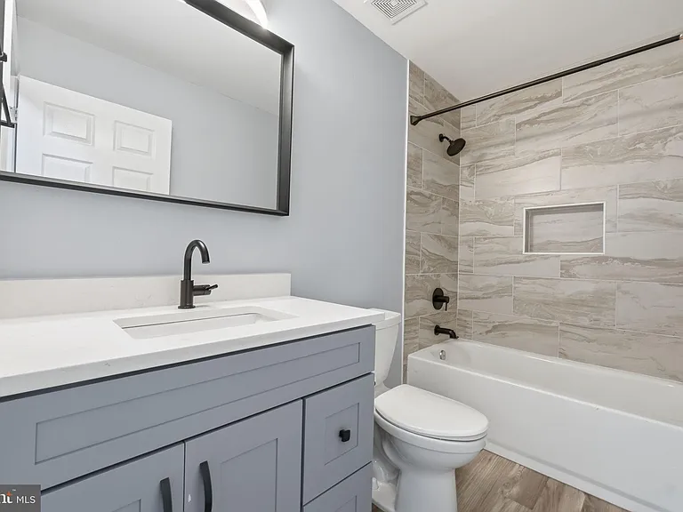 832 Estuary Dr — Photo 10