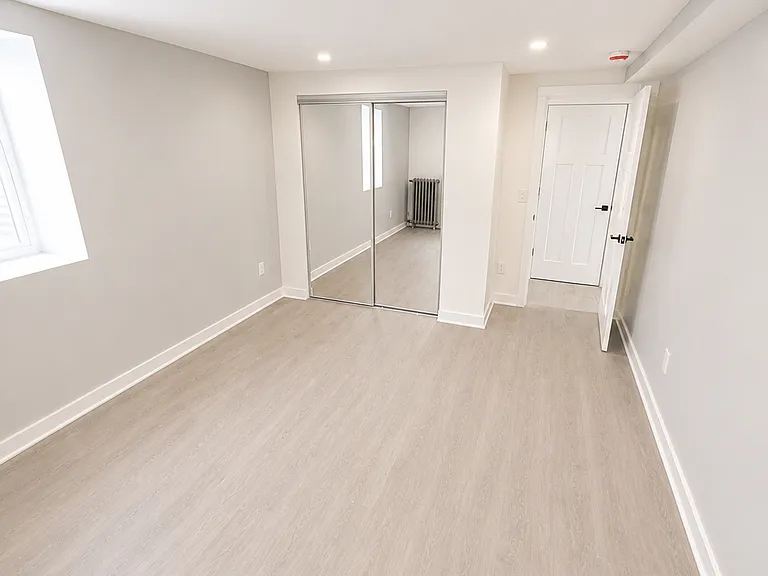 1624 Concordia Ave — Photo 11