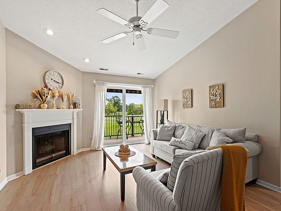 5th image of 546 Elizabeth Dr #C