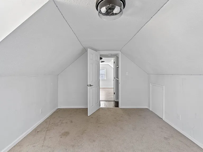 4865 Hampshire Ave — Photo 21