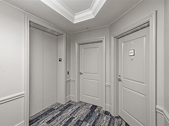 5th image of 450 KNIGHTS RUN AVENUE #1103
