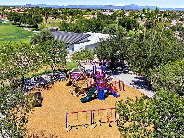 2655 S Sailors Way — Photo 30