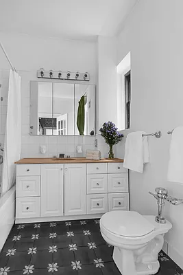 Rented by Compass | media 6