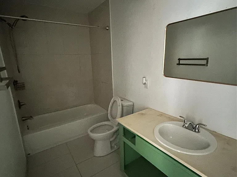 4350 E 67th St #802 — Photo 10