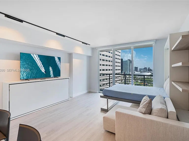 325 Biscayne Blvd #2920 — Photo 16