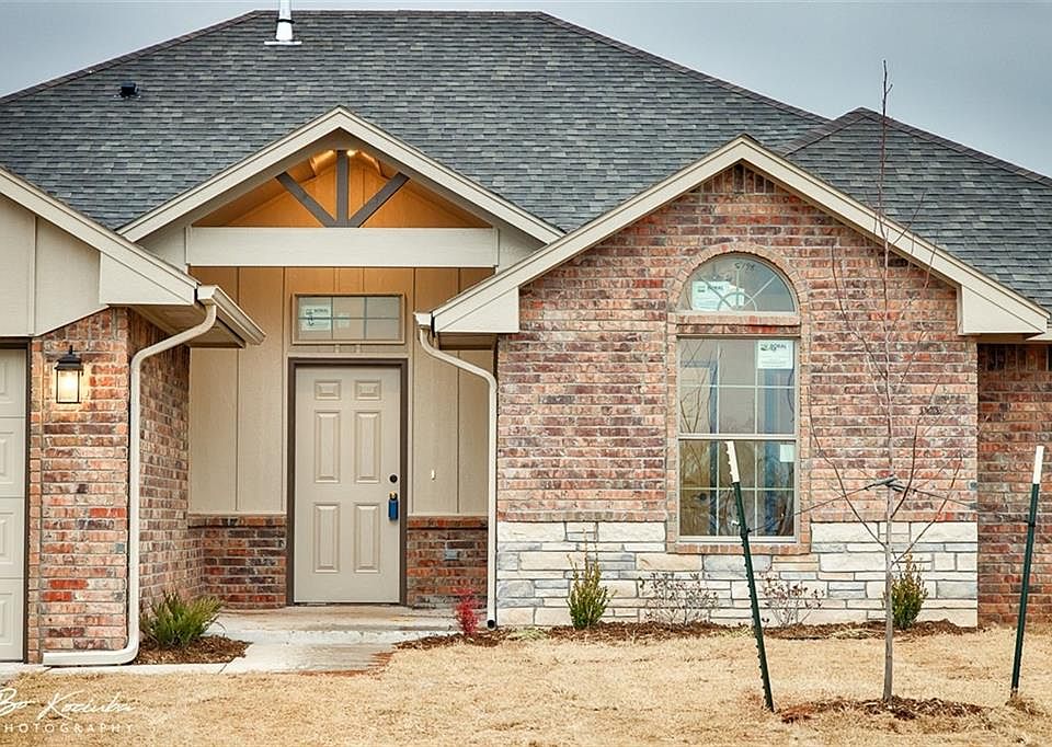 1st image of 4509 N Oasis Ct