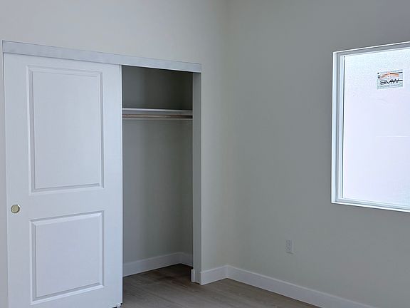 4th image of 9473 Sabre Ln
