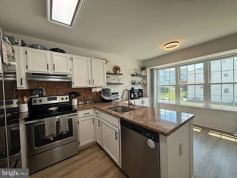 434 Pleasant Valley Dr — Photo 7