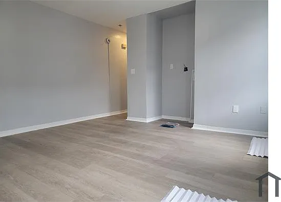 2513 Liberty Heights Ave #2W — Photo 7