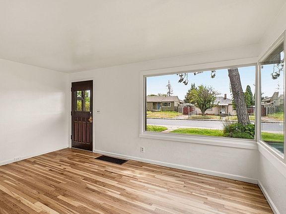5th image of 2628 W Olympic Ave