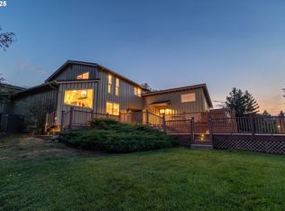 1902 Highland Dr, La Grande, OR 97850