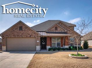 2409 Holsten Hills Dr, Pflugerville, TX 78660