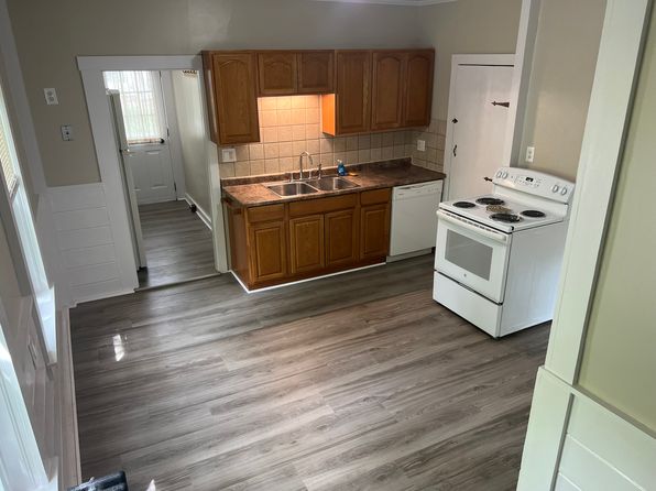 14 Southwick St FLOOR 1