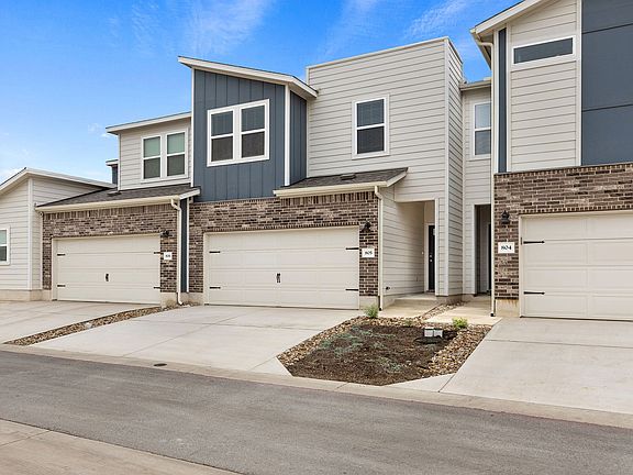2nd image of 1850 Settlers Glen Dr #805