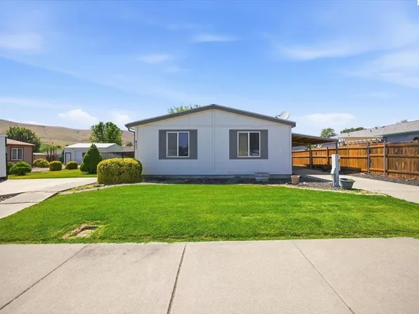 411 Birch Ct, Benton City, WA 99320