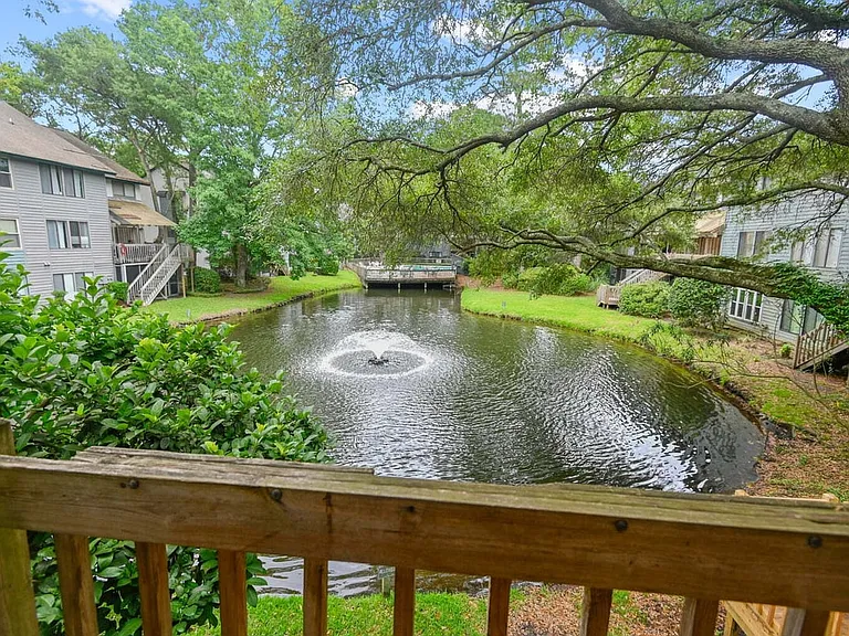1161 Shadow Lake Cir #E — Photo 29