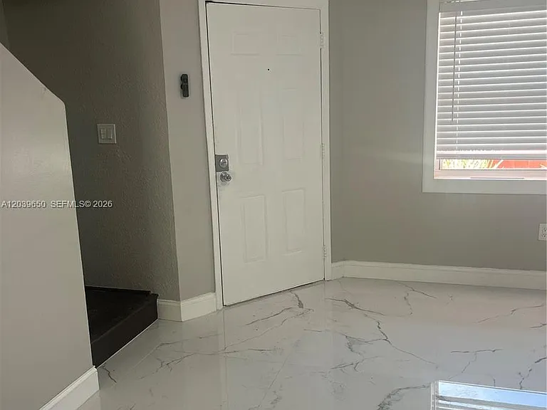 5909 SW 36th Ct #14 — Photo 10